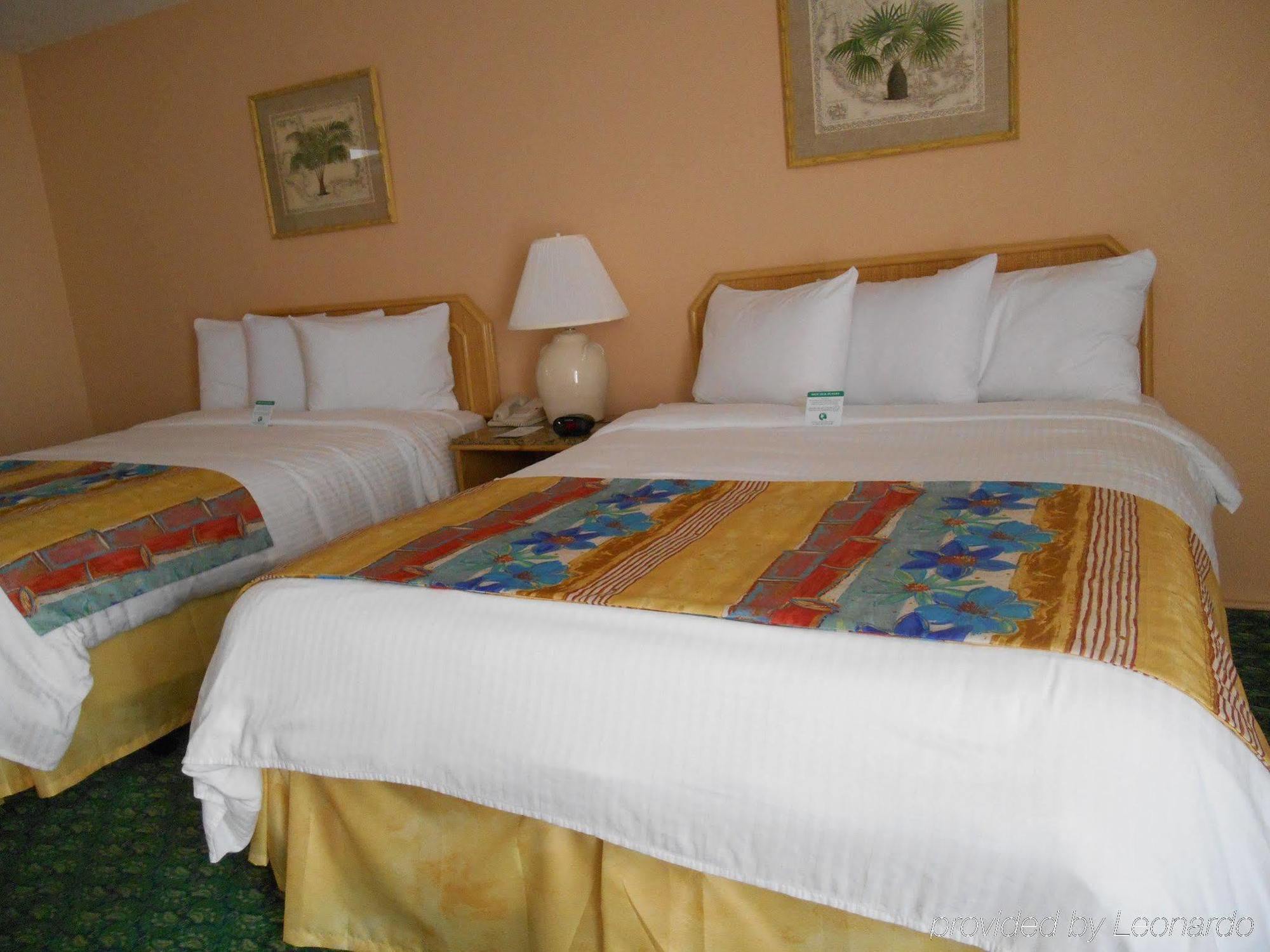 Mare St. Clair Hotel Сан Хуан Екстериор снимка