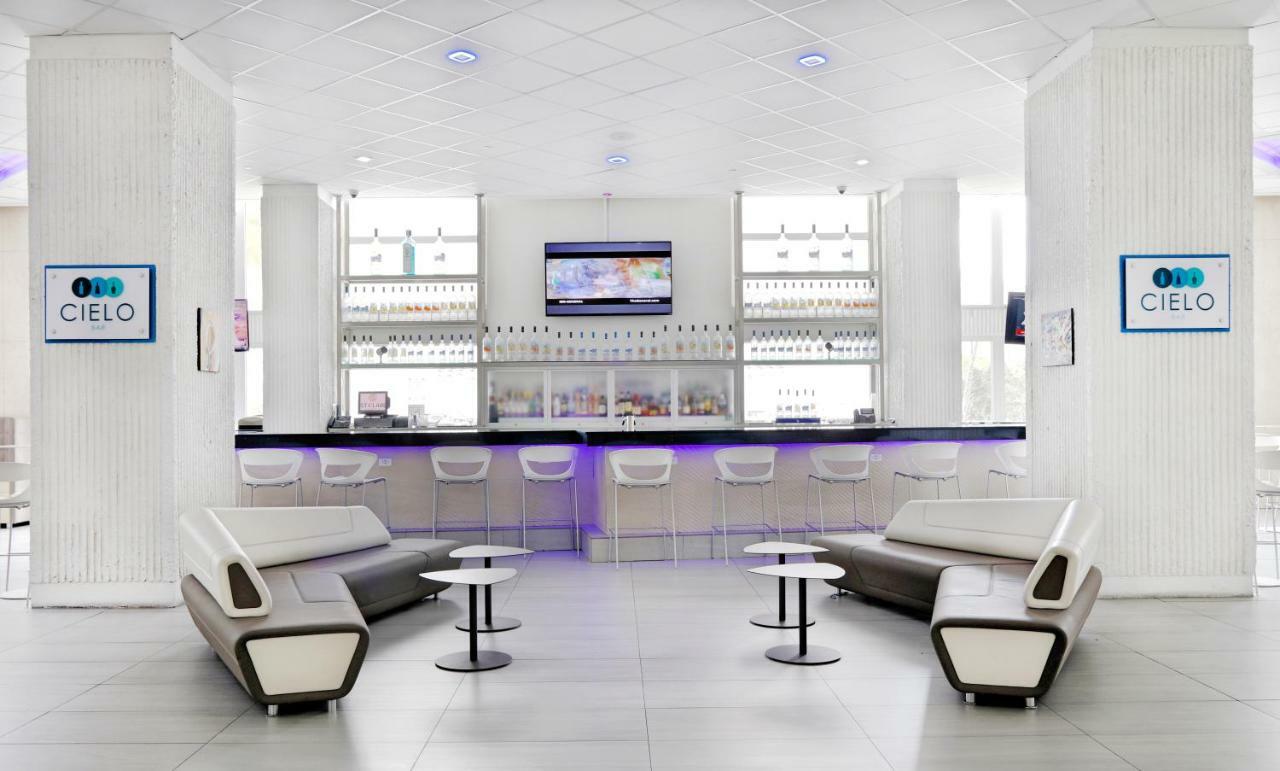 Mare St. Clair Hotel Сан Хуан Екстериор снимка